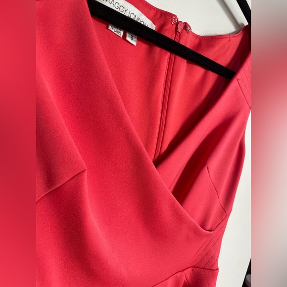 Maggie London Dress; Only Worn a Handful of Times - Picture 3 of 8